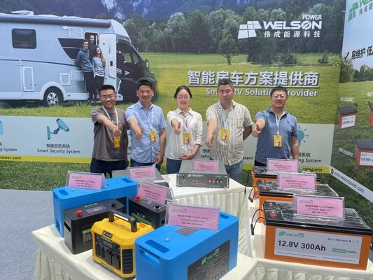 Solar Camper Generator RV LiFePO4 Battery 25.6V 100Ah Rv Lithium Battery Pack